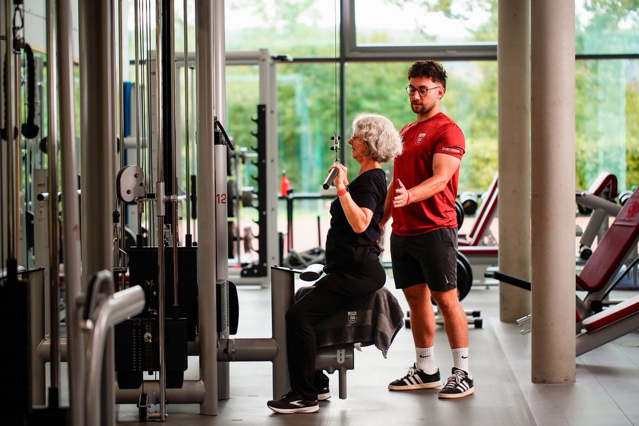 Gerätetraining mit Betreuung, Angebot für Ältere